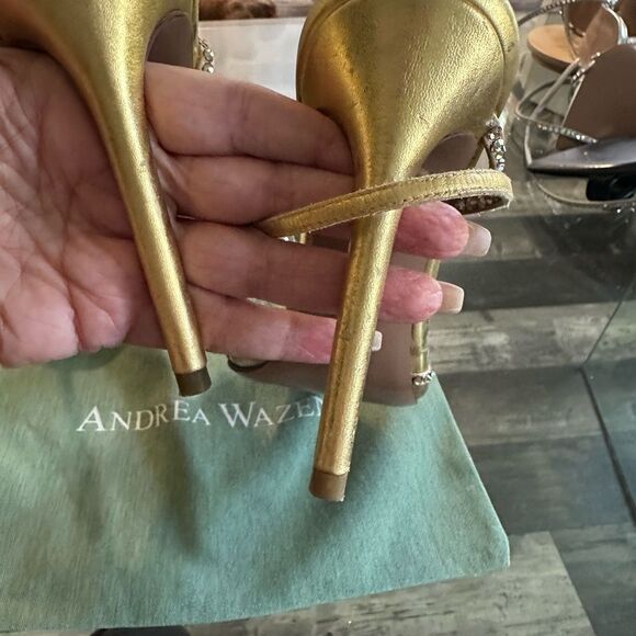 Andrea Wazen Gold Strappy Women's Shoes - Picture 6 of 10